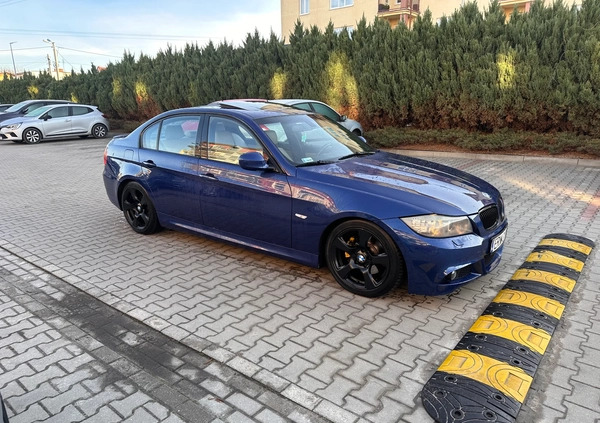 BMW Seria 3 cena 40900 przebieg: 310000, rok produkcji 2009 z Skierniewice małe 37